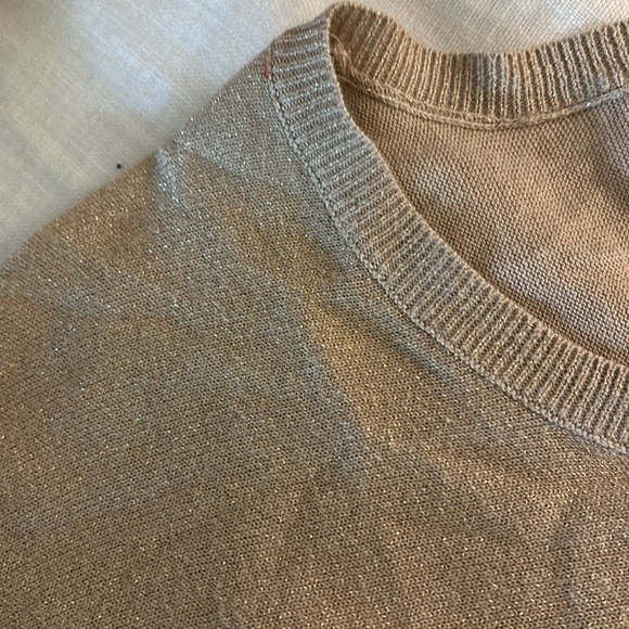 DKNYC Tan Shimmer 3/4 Sleeve Top Lightweight Sweater Like New size S Small - Picture 6 of 7